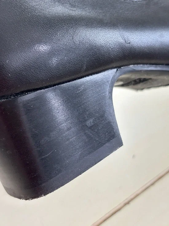 Strictly Comfort Casual Slip On Loafers Women’s 7 M Black Leather - Picture 12 of 15